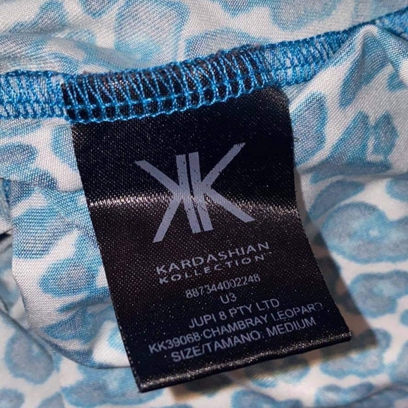 Kardashian Kollection Legging - Picture 2 of 4